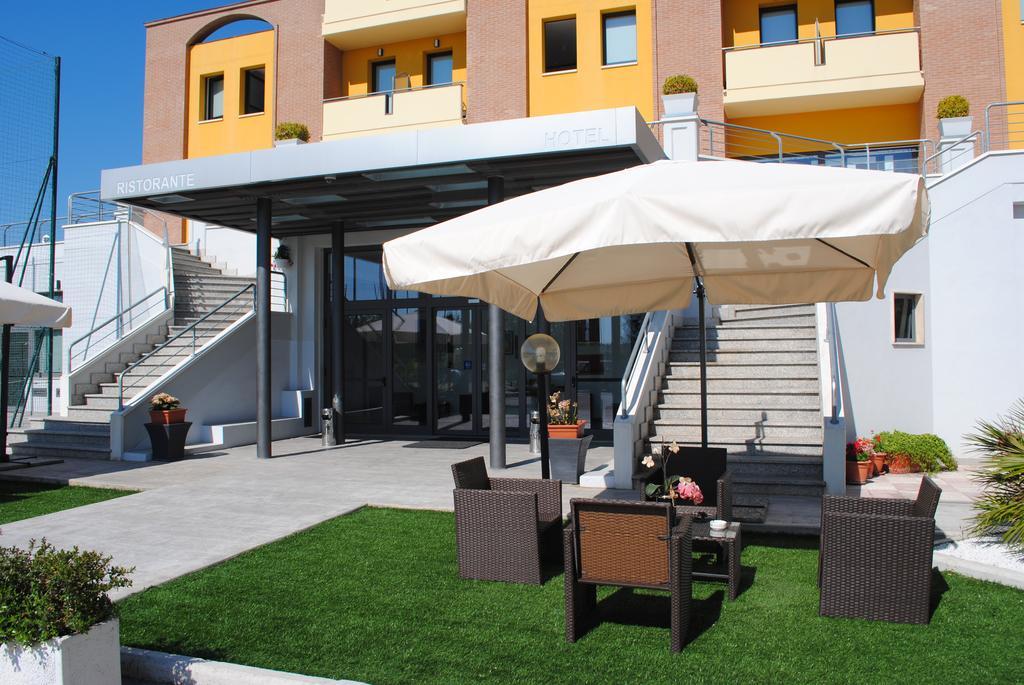 Hotel La Tavernetta Campobasso Exteriör bild